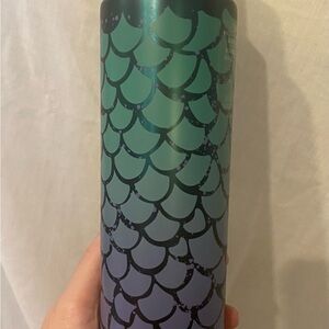 Mermaid Scale Tumbler